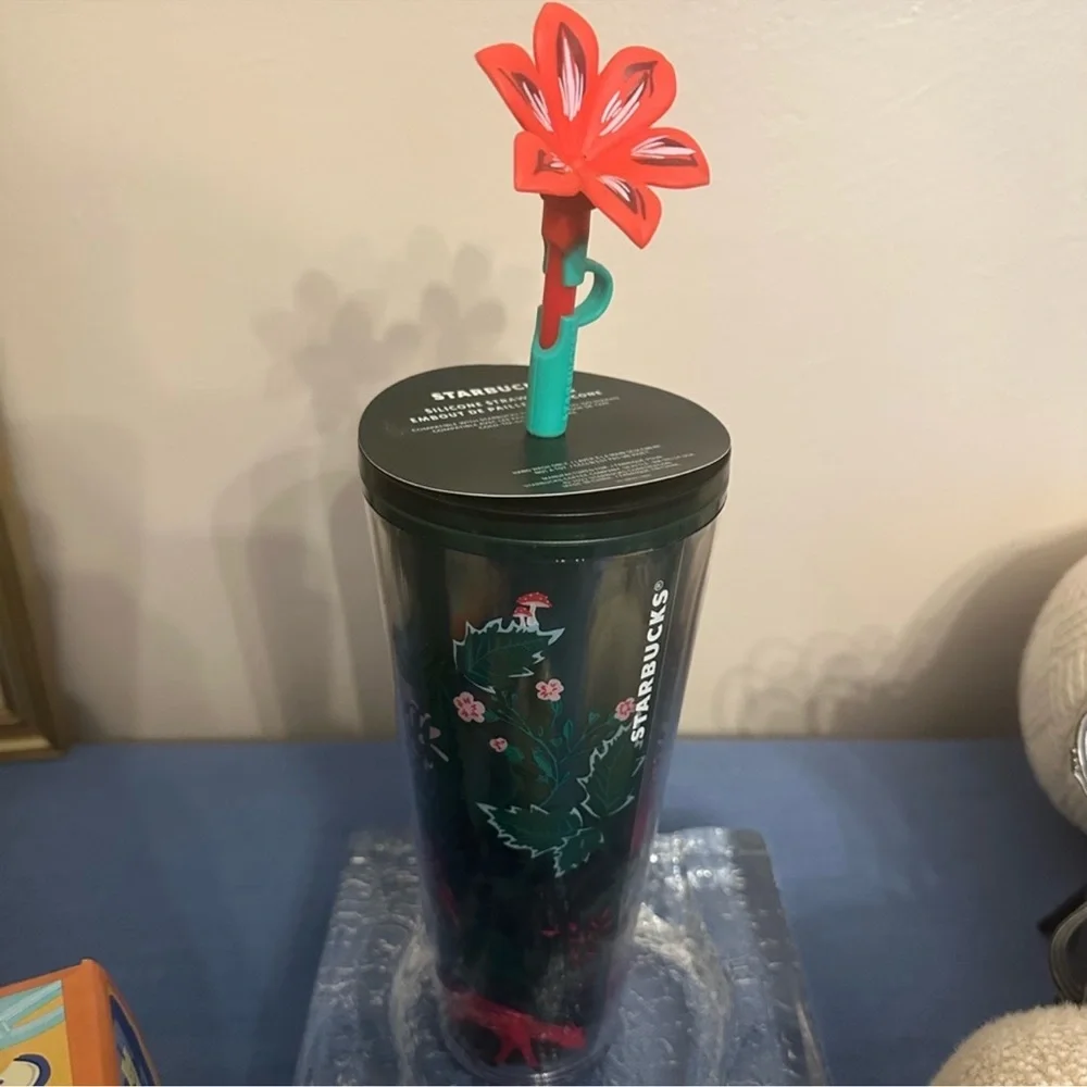 STARBUCKS 2022 WINTER RELEASE LIMITED EDITION FLORAL PRINT 24OZ TUMBLER
